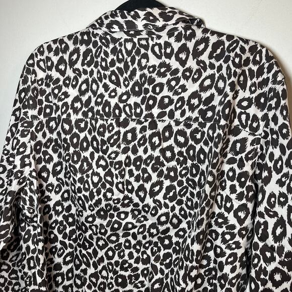 Chicos No Iron Cheetah Button Up Blouse Brown White Size 3 / XL Leopard Office - Picture 7 of 7